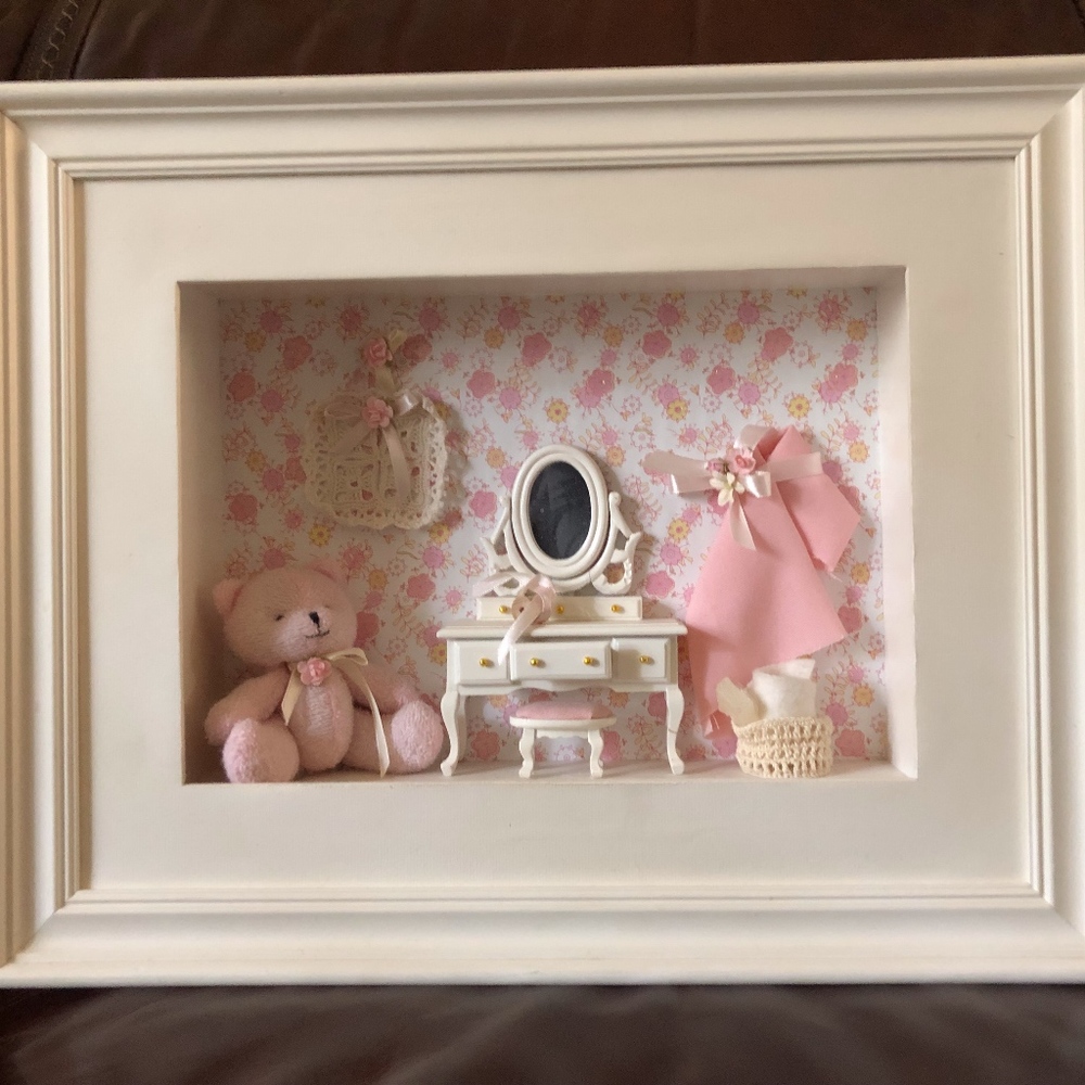 Girl's room decorative art